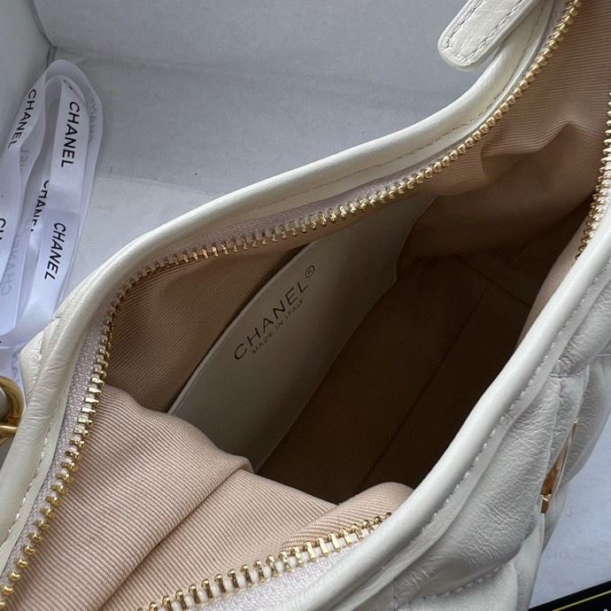 Ch**el hobo bags